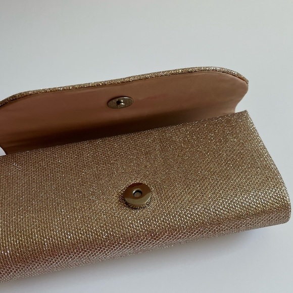 No Brand- Rose Gold Sparkly Medium Wallet with Button Closure and Rhinestones - Picture 6 of 9